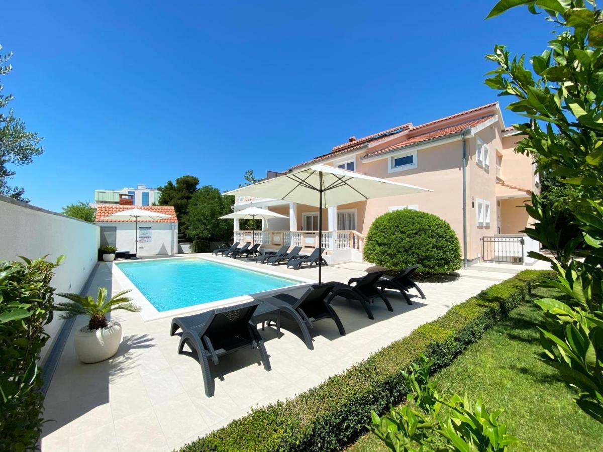 Apartments Saric Biograd Na Moru Exterior foto